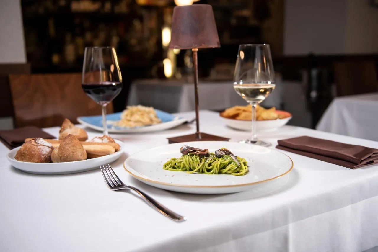 Hotel Osteria Della Pista Dal 1875 Casorate Sempione